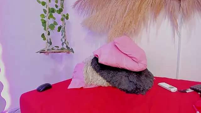 Roxxana-queen's cam snapshot