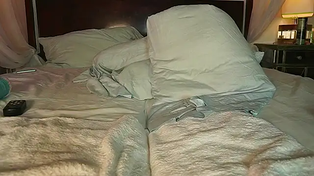 Katyerave live sex cam