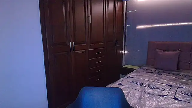 GabySweett_'s cam snapshot