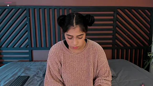 luna_cute__'s cam snapshot