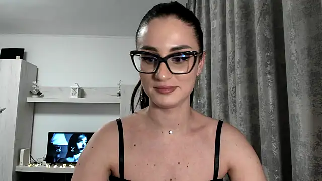 AleeAlice's cam snapshot