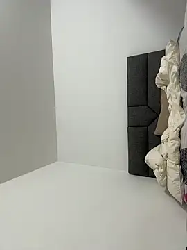 Olivia_Young live sex cam