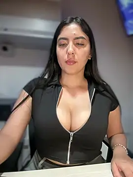 Sofia_Collins-'s cam snapshot