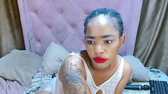 AFRICANGODDESSXXX's cam snapshot