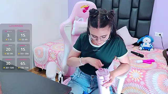 im-eliza's cam snapshot