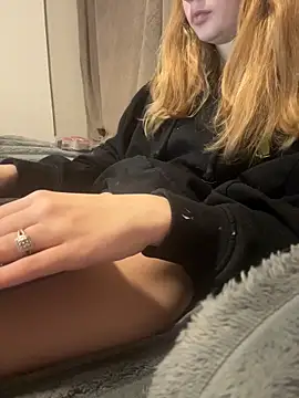 SeccySerena's cam snapshot