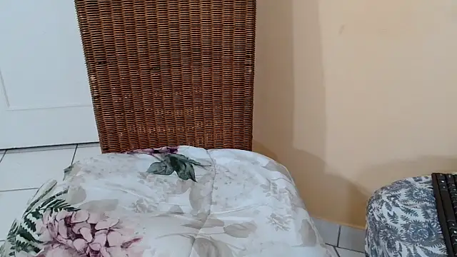 MissMoyo's cam snapshot