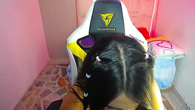 Little_bubu's cam snapshot