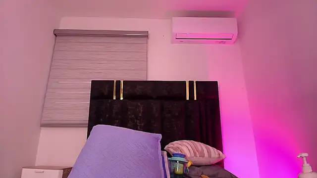 lay_navas's cam snapshot