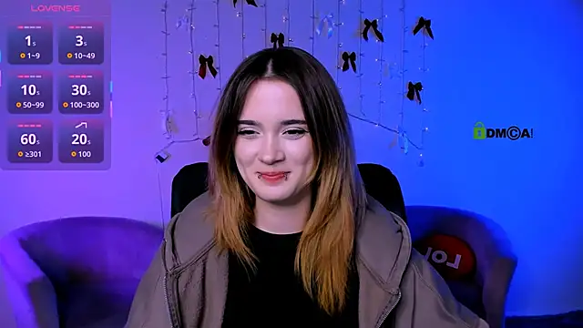 liana_kisses's cam snapshot