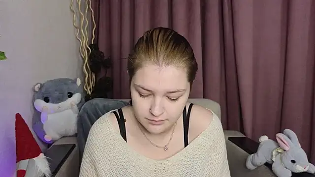 BevHanni's cam snapshot