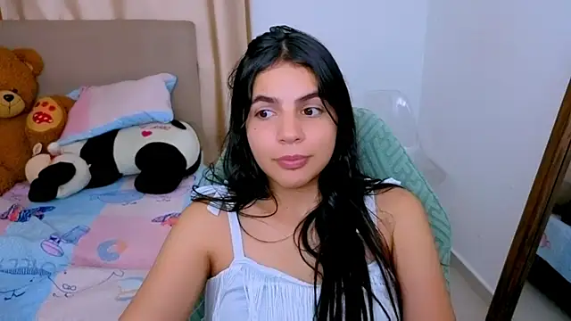 _elenna's cam snapshot