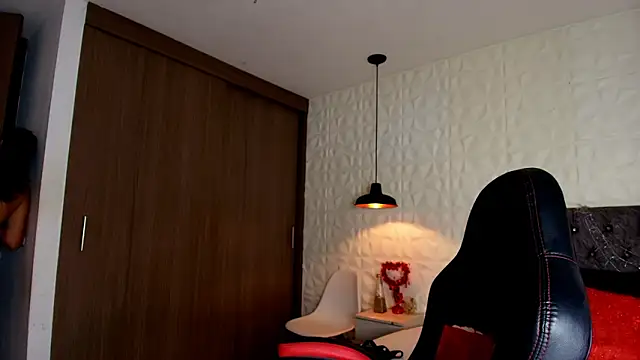 alisson-dl's cam snapshot