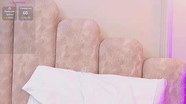 Kylie-Ross-'s cam snapshot