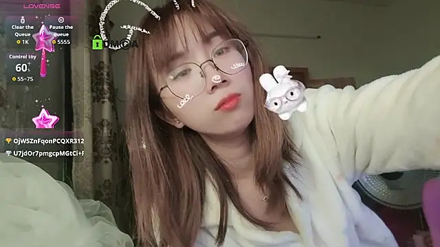 Lili_666 live sex cam