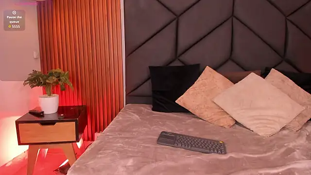 Alejandra_Vives's cam snapshot