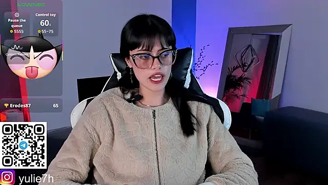 _Jessy_Moon_'s cam snapshot