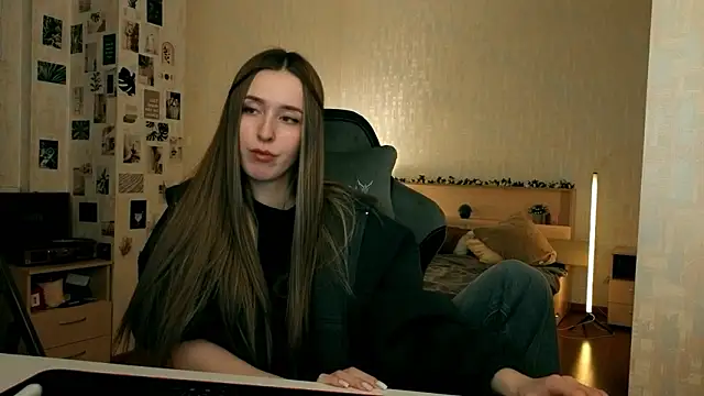 yourrdanceteacher's cam snapshot