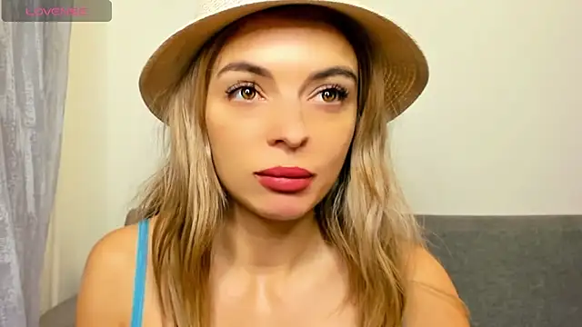 _ellen_meow_'s cam snapshot