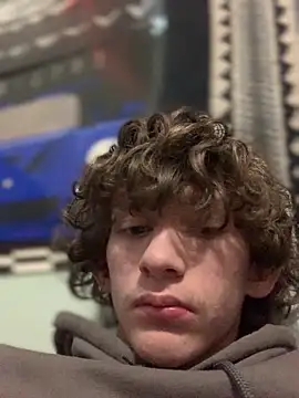 Batman333444 live sex cam