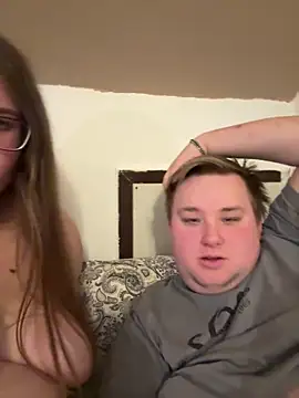 CurvyPaar2's cam snapshot