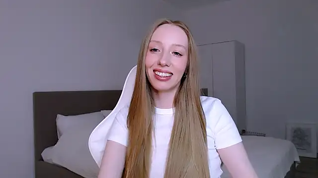 Luna_insniity's cam snapshot