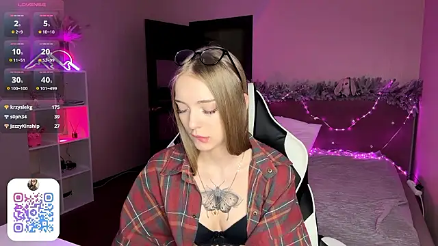 EvaPeace's cam snapshot