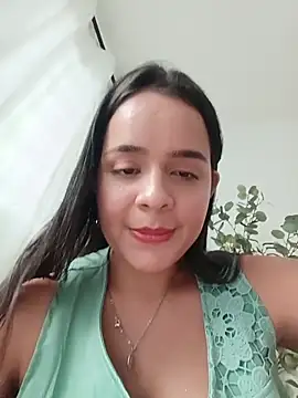 Julieth_hot-69's cam snapshot