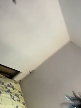 evelyn_1702's cam snapshot