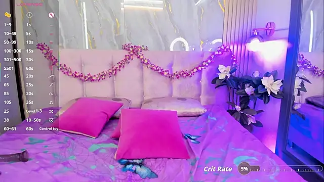 SalomeeHills live sex cam