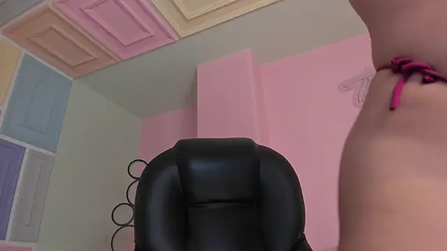 KatieNolan_1's cam snapshot