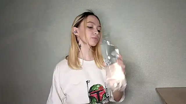 AyanamiPepe's cam snapshot