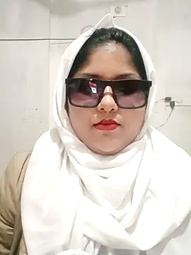 Nusrat-N's cam snapshot