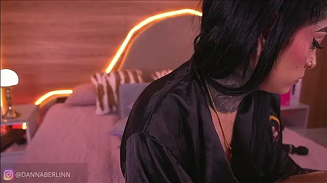 danna_berlin_ live sex cam