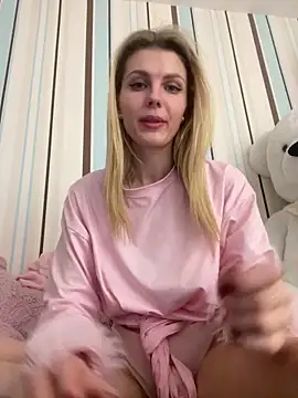 My_Hotgirl's cam snapshot