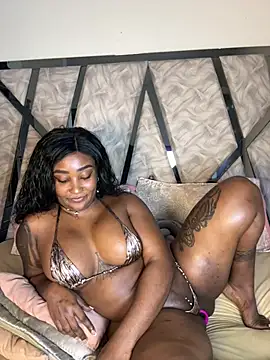 Denise_wolfe21's cam snapshot