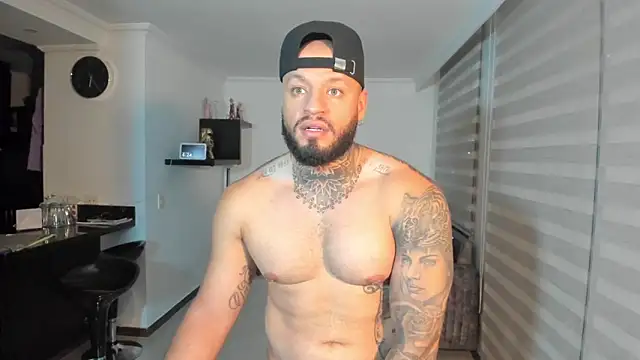 dereckgreen live sex cam