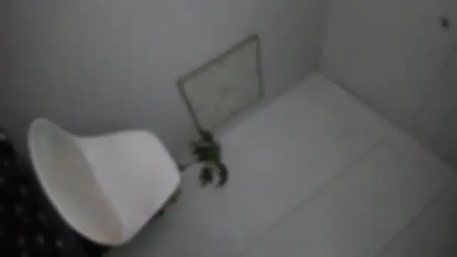 TheQueenNextDoor live sex cam