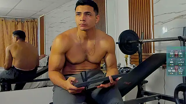 ChoreyTaiylor live sex cam