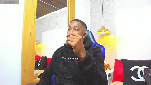 Drake_Nassir4's cam snapshot