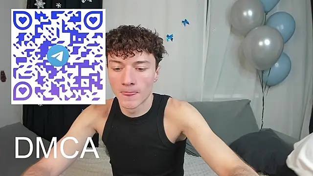 Kevin_Young_Cat's cam snapshot