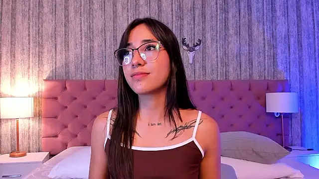 LiaaTurner's cam snapshot