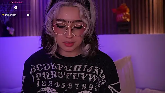 GabyRose9's cam snapshot