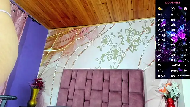 aby_divine's cam snapshot