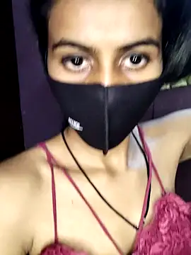 Thaper_Meera2's cam snapshot