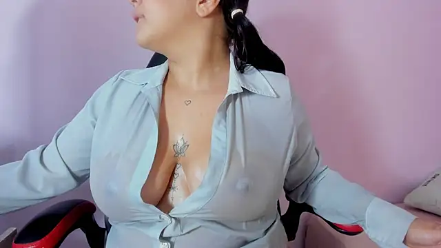 CIELO_BANKS's cam snapshot