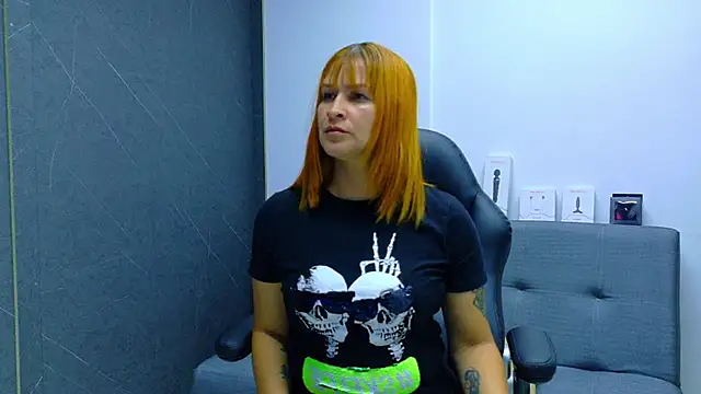 Britney_taylor_'s cam snapshot