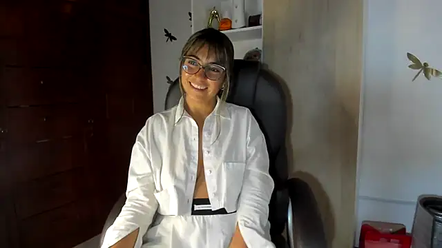 Isabellaa22_1's cam snapshot