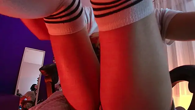 Emmapark_'s cam snapshot