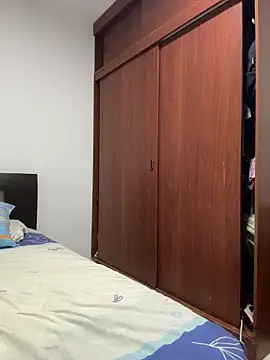 emely_sexx20's cam snapshot